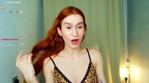 Snapshot of sallybiscuit chatting on 6, 2, 2025 Sally online show from 6, 2, 2025