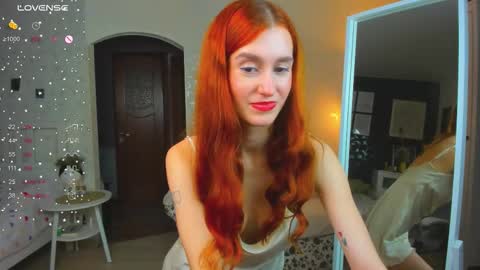 Snapshot of sallybiscuit chatting on 12, 11, 2025 Sally online show from 12, 11, 2025