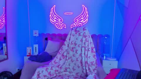 Snapshot of sallybrown_ chatting on 8, 3, 2026 miss Sally online every night from 1am to 8am Colombia time online show from 8, 3, 2026