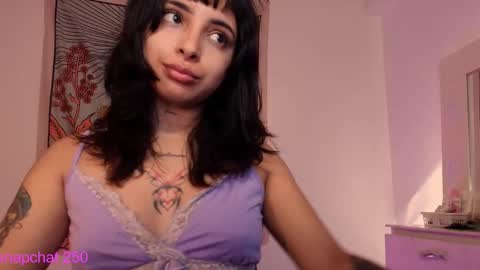 Snapshot of sallymaddoxx chatting on 20, 5, 2026 sallymaddoxx online show from 20, 5, 2026