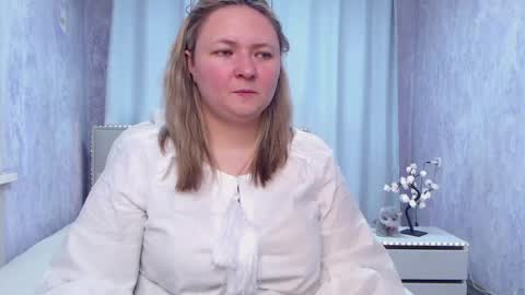 Snapshot of sallyverda chatting on 21, 5, 2026 Sally online show from 21, 5, 2026