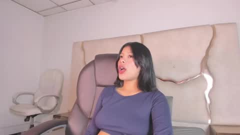 salmaportman_ online show from 13, 5, 2026