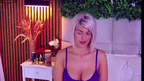 SalmaRoze online show from 25, 4, 2026