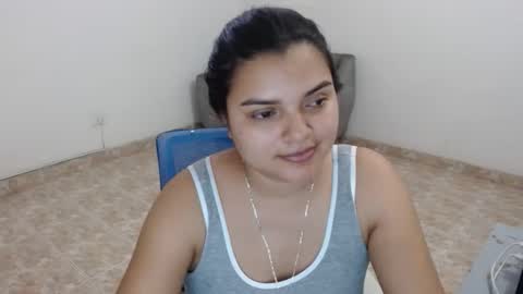 Snapshot of salome_gonzales_ chatting on 8, 9, 2025 Salome online show from 8, 9, 2025