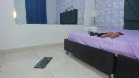 Snapshot of salome_simonz chatting on 16, 4, 2026 salome_simonz online show from 16, 4, 2026