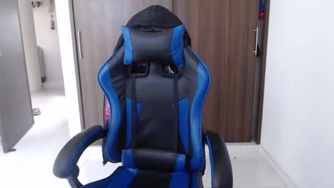 Snapshot of salome_sweet4_ chatting on 10, 9, 2025 salome online show from 10, 9, 2025