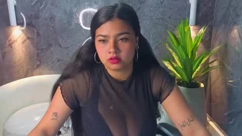 Snapshot of salome_tp chatting on 22, 9, 2025 Salome online show from 22, 9, 2025