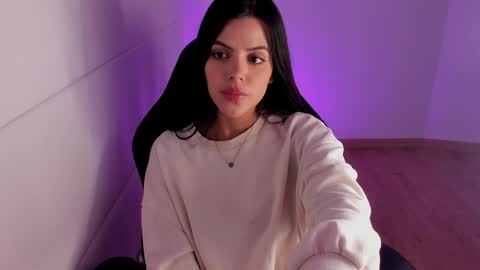Snapshot of salomee_11 chatting on 4, 12, 2024 salo online show from 4, 12, 2024