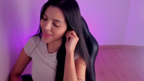 Snapshot of salomee_11 chatting on 6, 12, 2024 salo online show from 6, 12, 2024