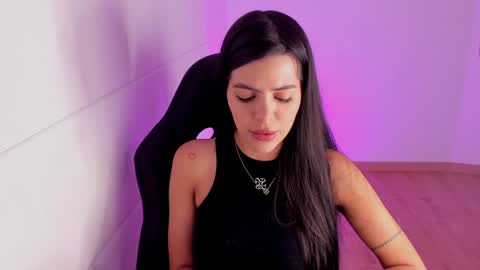 Snapshot of salomee_11 chatting on 6, 12, 2024 salo online show from 6, 12, 2024