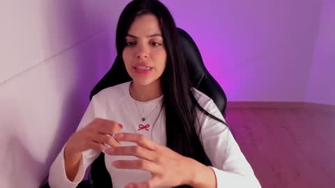 Snapshot of salomee_11 chatting on 12, 12, 2024 salo online show from 12, 12, 2024