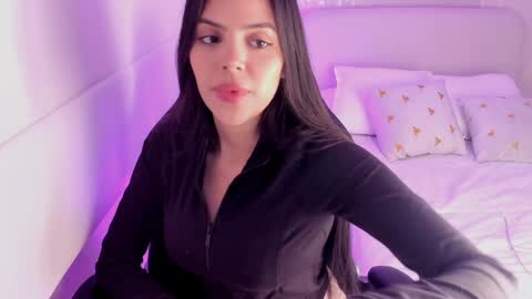 Snapshot of salomee_11 chatting on 10, 1, 2025 salo online show from 10, 1, 2025