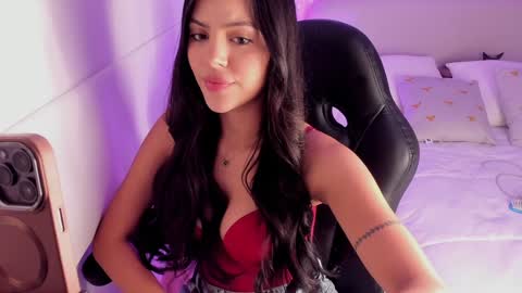 Snapshot of salomee_11 chatting on 19, 1, 2025 salo online show from 19, 1, 2025