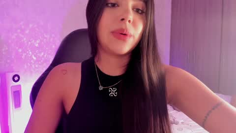 Snapshot of salomee_11 chatting on 2, 2, 2025 salo online show from 2, 2, 2025