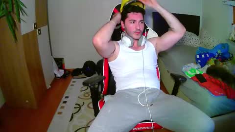 Snapshot of salomenseks chatting on 12, 11, 2025 canfuck online show from 12, 11, 2025