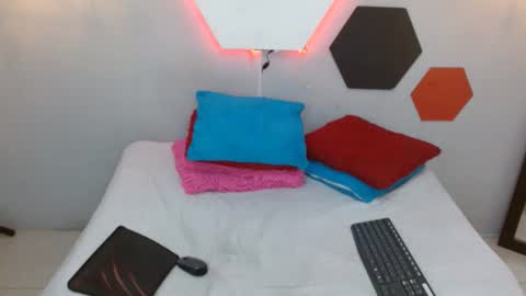 martina online show from 15, 2, 2025