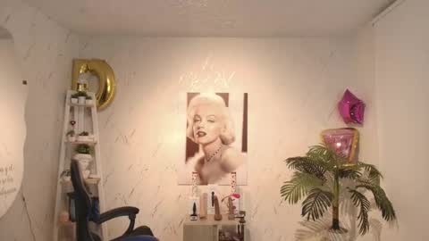 Snapshot of saloomee__ chatting on 20, 9, 2025 SALOME online show from 20, 9, 2025
