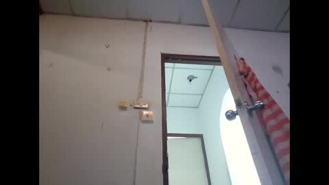 Snapshot of salsapaulus chatting on 3, 3, 2026 salsapaulus online show from 3, 3, 2026