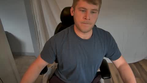 Snapshot of saltedsailor9 chatting on 12, 11, 2025 SaltedSailor online show from 12, 11, 2025