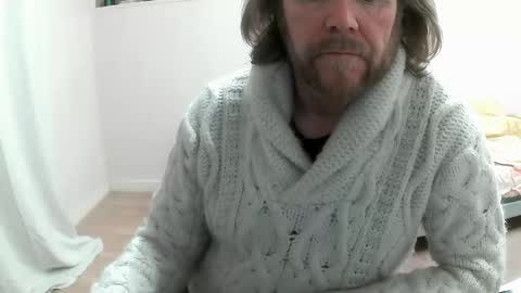 Snapshot of saltimbanquier chatting on 9, 2, 2025 Saltimbanquier Salt ou Banquier online show from 9, 2, 2025