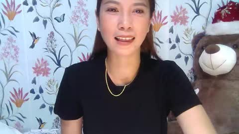 Snapshot of saltwatermuse chatting on 27, 10, 2025 Ask me online show from 27, 10, 2025