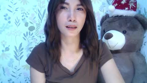 Snapshot of saltwatermuse chatting on 15, 12, 2025 Ask me online show from 15, 12, 2025