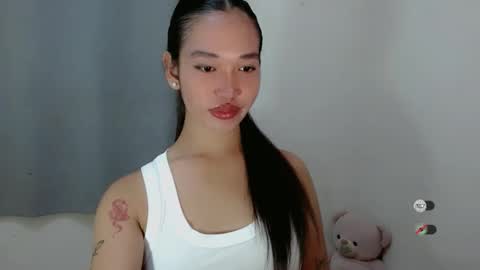 Snapshot of salva_fuckdoll chatting on 12, 10, 2025 Salva online show from 12, 10, 2025