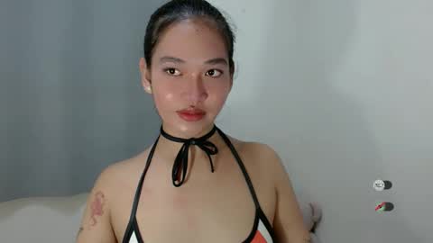 Snapshot of salva_fuckdoll chatting on 15, 10, 2025 Salva online show from 15, 10, 2025