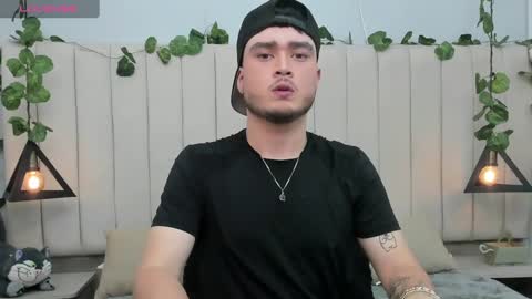 Snapshot of salvatore_muller chatting on 9, 11, 2025 Salvatore online show from 9, 11, 2025