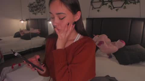 Stefana    or    Samchispas online show from 5, 12, 2024