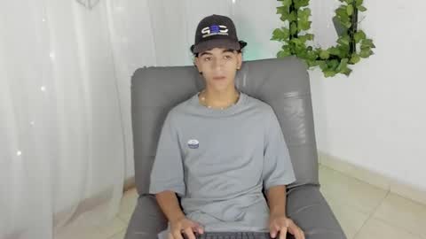 sam__cute online show from 25, 1, 2025