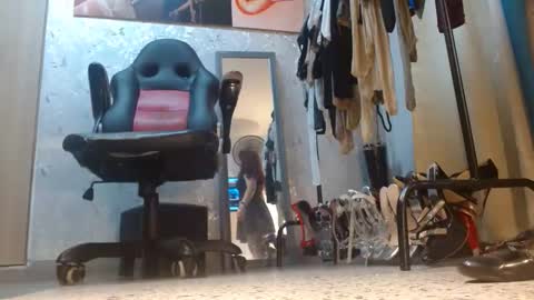 samanta online show from 6, 4, 2026