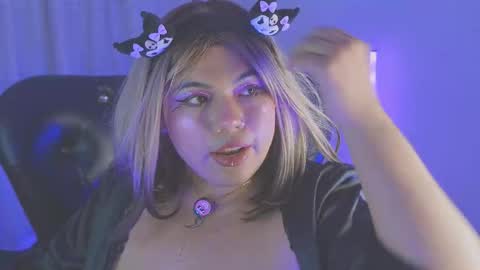 Snapshot of samanta_cutee1 chatting on 15, 9, 2025 SAMANTA online show from 15, 9, 2025