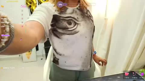 Snapshot of samanta_stone69 chatting on 9, 2, 2026 Samanta Stone online show from 9, 2, 2026