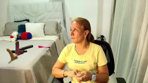 Samanta Stone online show from 14, 5, 2026
