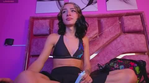 samantaa_liov online show from 5, 5, 2026