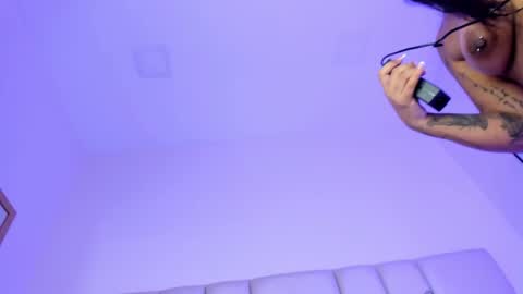 SAMANTA  online show from 4, 12, 2025