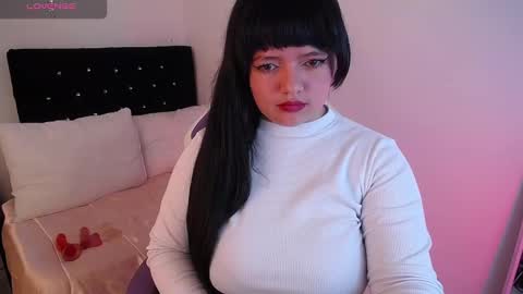 Snapshot of samantha__g chatting on 8, 3, 2025 Sam online show from 8, 3, 2025