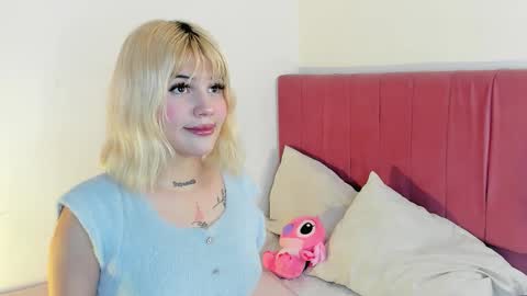 Snapshot of samantha_browwnn chatting on 17, 11, 2025 samantha_browwnn online show from 17, 11, 2025