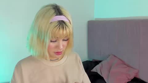 Snapshot of samantha_browwnn chatting on 27, 11, 2025 samantha_browwnn online show from 27, 11, 2025