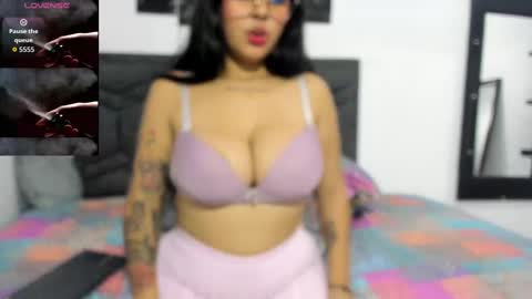 Snapshot of samantha_cherry__ chatting on 26, 9, 2025 samantha cherry online show from 26, 9, 2025