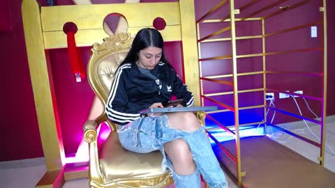 Snapshot of samantha_clea chatting on 15, 1, 2025 Aiko Samantha online show from 15, 1, 2025