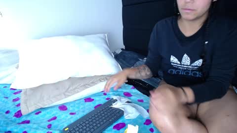 Snapshot of samantha_clea chatting on 28, 1, 2025 Aiko Samantha online show from 28, 1, 2025