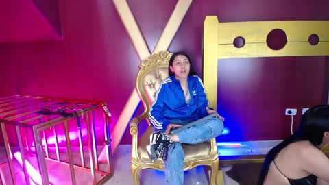 Snapshot of samantha_clea chatting on 21, 2, 2025 Aiko Samantha online show from 21, 2, 2025