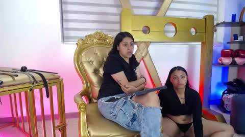 Snapshot of samantha_clea chatting on 25, 2, 2025 Aiko Samantha online show from 25, 2, 2025