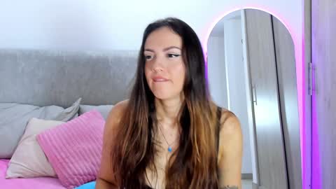 Samantha Ferrec online show from 18, 12, 2024