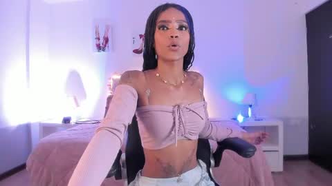 Snapshot of samantha_spike chatting on 14, 5, 2026 Samantha online show from 14, 5, 2026