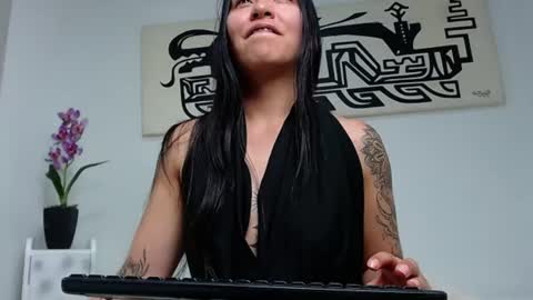 samantha_vaker online show from 13, 6, 2026
