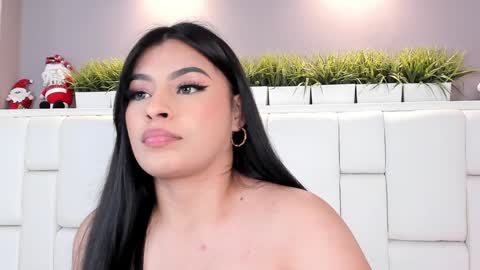 Snapshot of samanthaa_22_ chatting on 31, 12, 2024 Samanthaa online show from 31, 12, 2024
