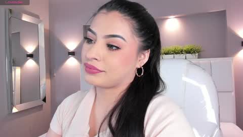 Snapshot of samanthaa_22_ chatting on 22, 1, 2025 Samanthaa online show from 22, 1, 2025